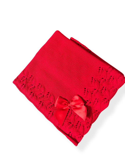 Manta tipo xaile com acabamento ondas