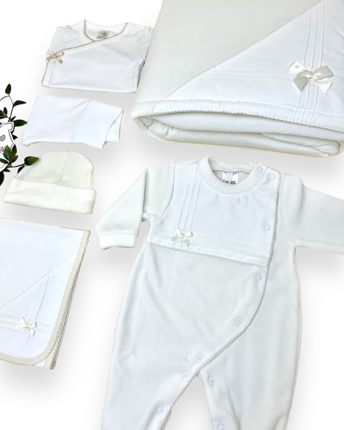 Babygrow Veludo com Piqué Branco